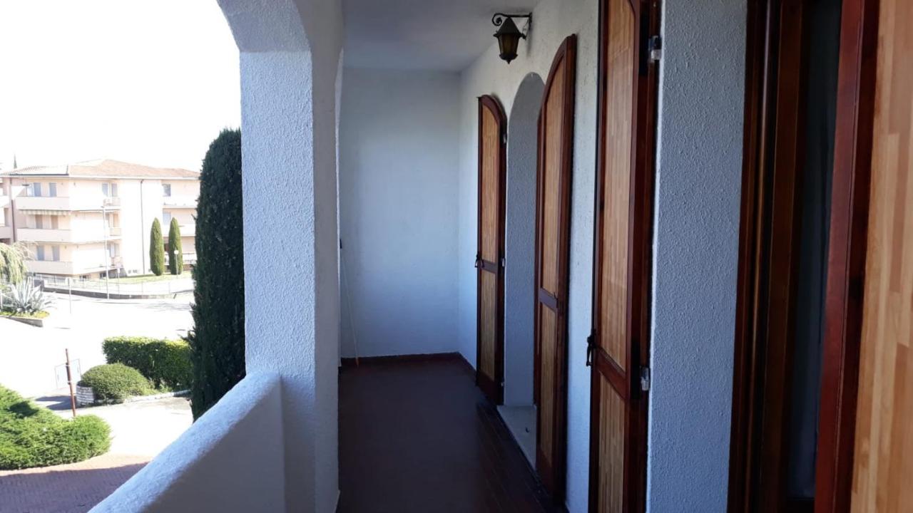 Mattia'S House On Garda Lake Πεσκιέρα ντελ Γκάρντα Εξωτερικό φωτογραφία