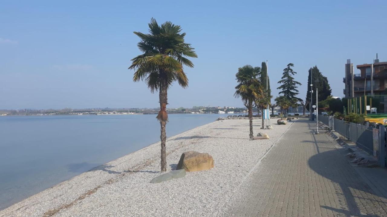 Mattia'S House On Garda Lake Πεσκιέρα ντελ Γκάρντα Εξωτερικό φωτογραφία