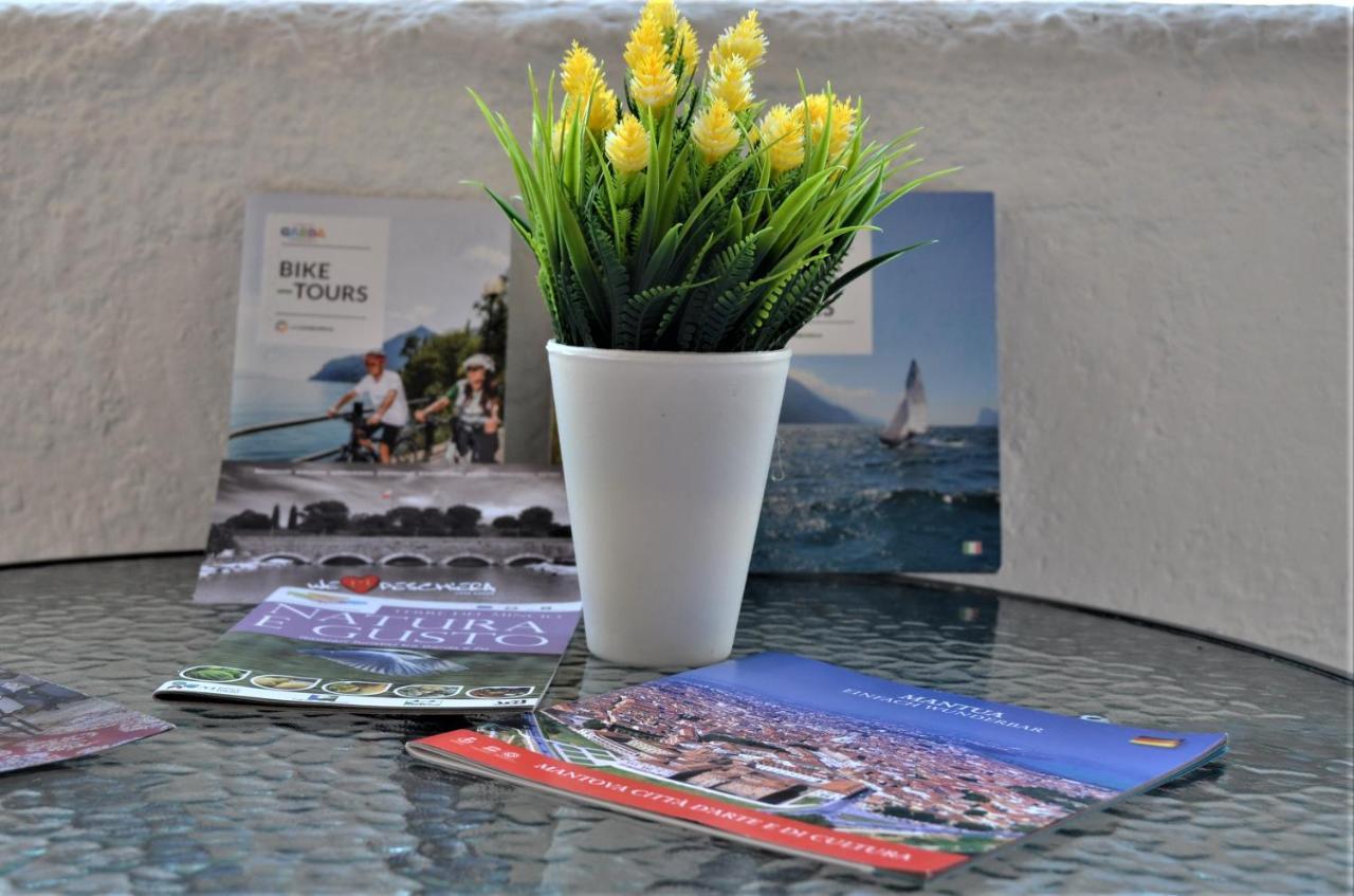 Mattia'S House On Garda Lake Πεσκιέρα ντελ Γκάρντα Εξωτερικό φωτογραφία